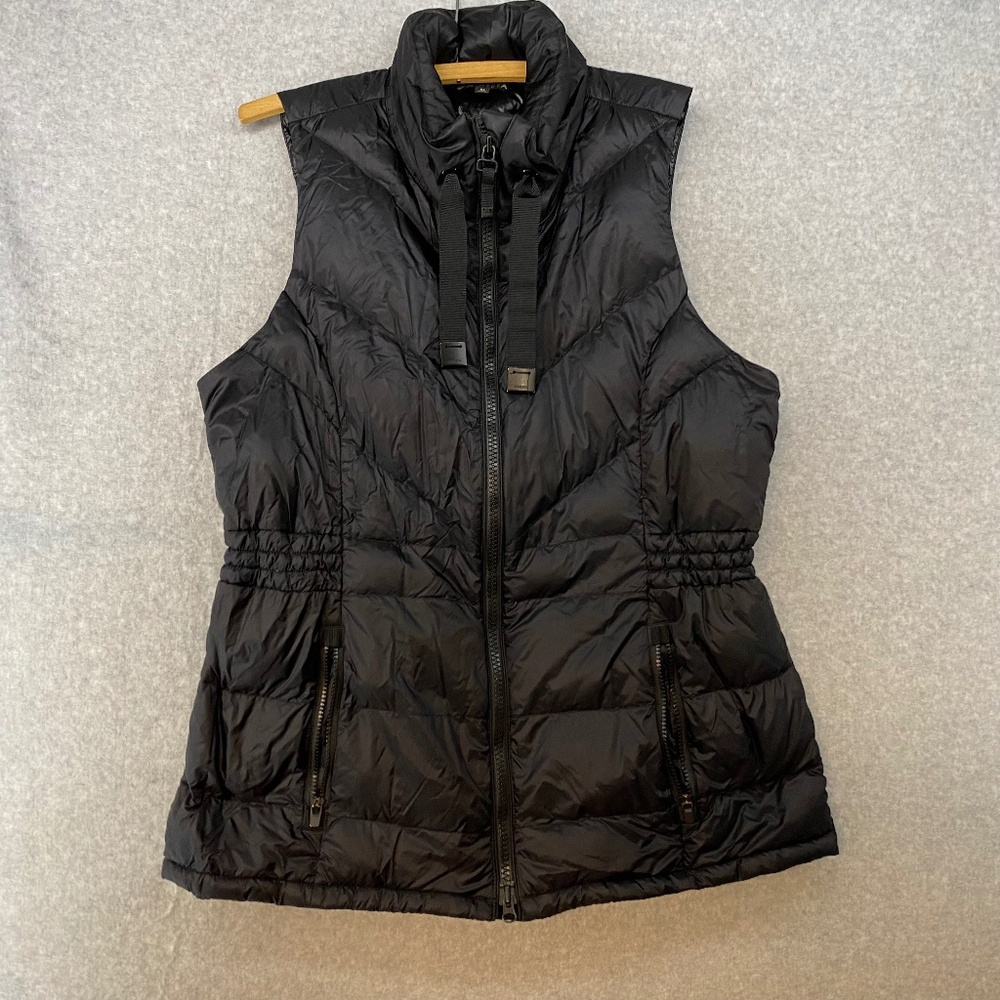Athleta XL Banner Peak Goose Down Insulated Vest Black Semi Fitted Puffer